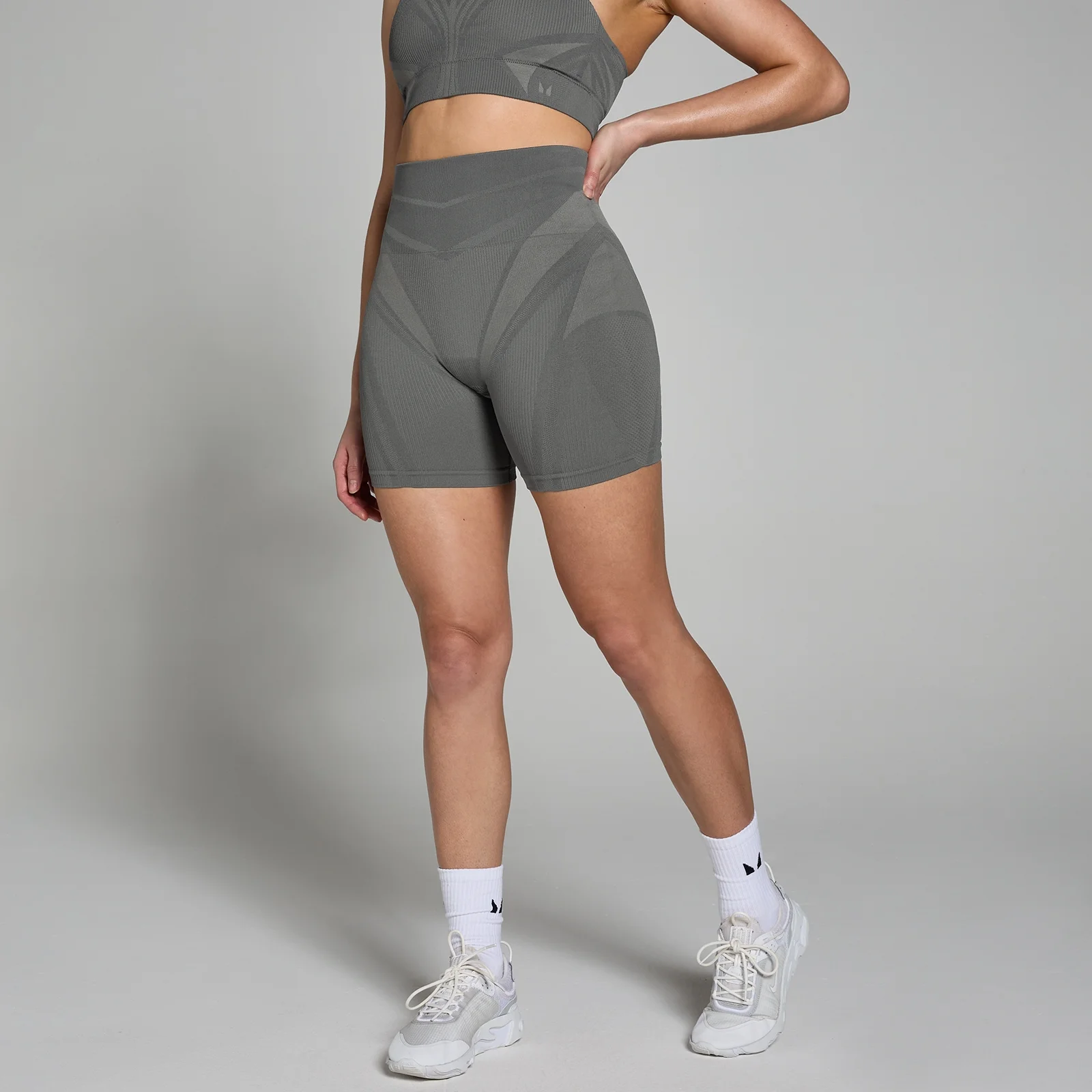 Pantaloncini corti senza cuciture Geometric MP Tempo Ultra da donna - Carbone - XS Immagine 1