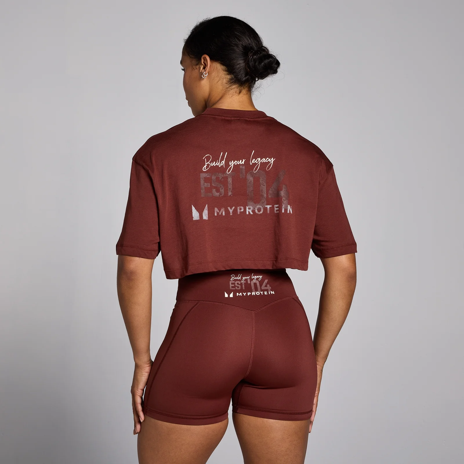T-shirt crop con grafica Origin MP da donna - Firebrick - XS Immagine 1