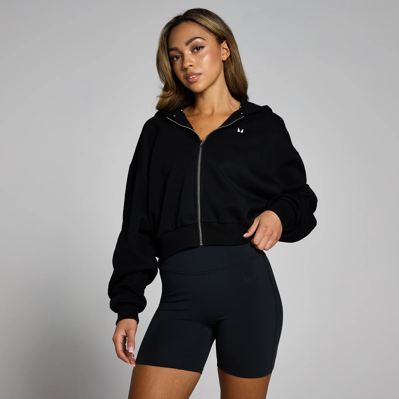 Felpa crop con cappuccio e cerniera integrale MP Basics da donna - Nero - XS Immagine 1
