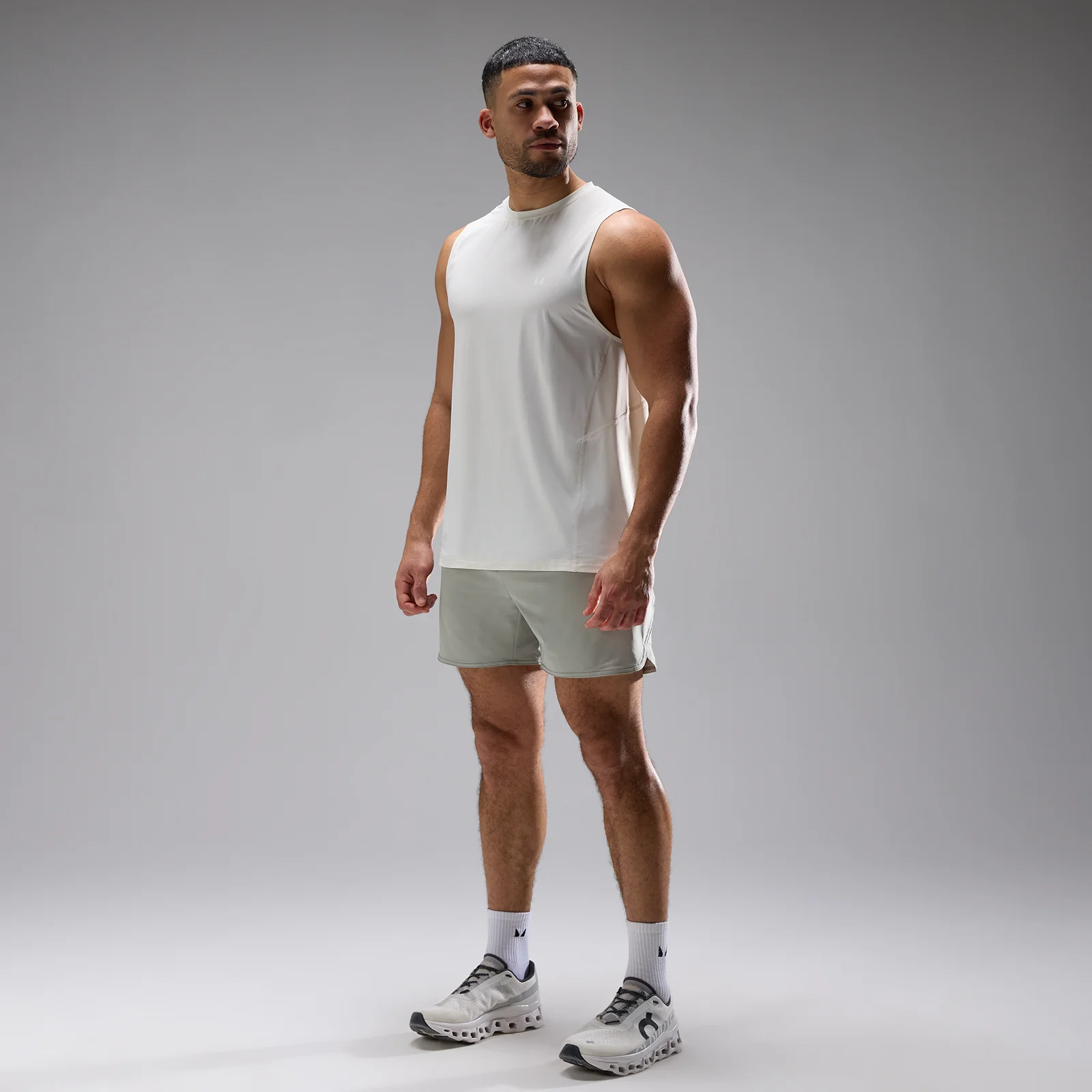 TAPOUT XT WORKOUT Un allenamento per tutto il corpo TAPOUT XT WORKOUT Un allenamento per tutto il corpo