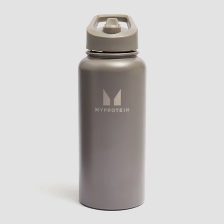 Borraccia Myprotein in metallo riciclato con cannuccia a flip 1L - Tartufo scuro